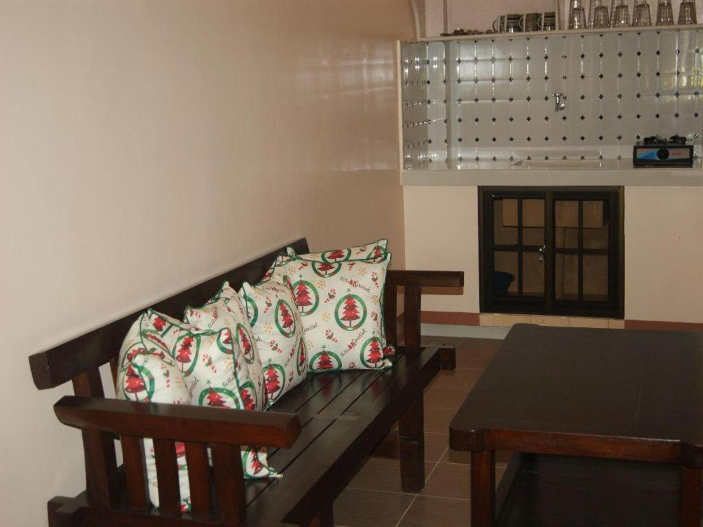 Dureme Mansion Hotel And Resort Castillejos Buitenkant foto